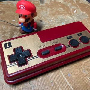 ★ジャンク　ファミコン　コントローラー型　マリオのプライズ