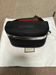 グッチ GUCCI ボディバッグ レザー ブラック 630920 1060