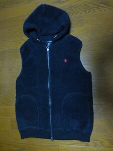 未使用品 Gymphlex EST 1906　ジムフレックス　ボアフリースノースリーブフードパーカージャケット　NAVY １６　胸ししゅうロゴ入り