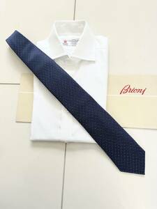 ■ 新品 Brioni ブリオーニ 定価 3万4,100円 永久定番 ダークネイビー 小紋 シルク タイ ネクタイ スーツ 44 46 48 マリネッラ kiton zilli