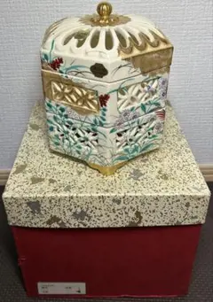 清水焼 二段重 透かし 金彩