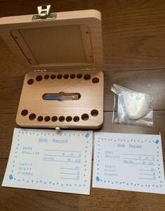 シンプル 乳歯ケース 乳歯入れ 赤ちゃん用 記念 木製 名前 写真入れ 乾燥用綿付き 　メモリアルボックス