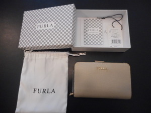 未使用品 フルラ FURLA バビロン 二つ折り財布 レザー ベージュ系 箱付き