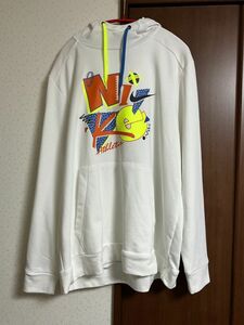 NIKE (ナイキ)　パーカー　XXLサイズ　未使用