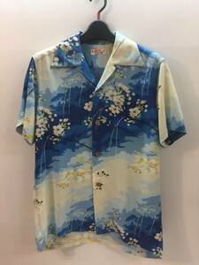 ●USED●　SUN SURF　アロハシャツ　SS35653　レーヨン100％　XS