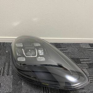 新車外し？！ 超美品 ポルシェ Porsche 971 Panamera 971 パナメーラ 純正 右 運転席 LED ヘッドライト 971.941.032.F