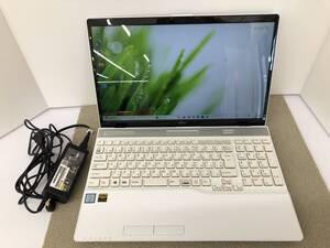 ★人気のホワイトカラー♪ ★富士通 LIFEBOOK AH53/C2 Core i7-8550U SSD480GB