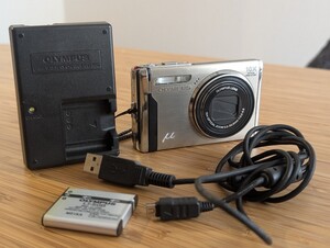 Olympus μ-9000 コンパクトデジタルカメラ