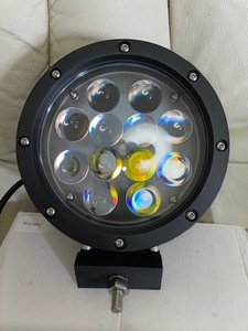 ★LED サーチライト 60w 12v/24v ライト 投光器 屋外 船舶用ライト　作業灯★