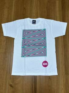 新品 sonic mania 2012 Tシャツ 白　サイズM pitbull zedd madeon basement jaxx