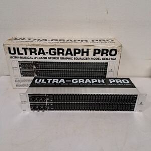 Behringer Ultra-Graph Pro GEQ3102 2 チャンネル 31 バンド グラフィック イコライザー　0118-021(12)