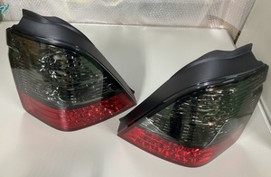 未使用品　オデッセイ　ＲＡ６　ＬＥＤテールランプ　スモーク/レッドタイプ　左右セット　台湾製