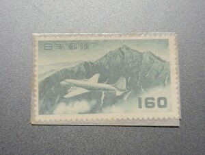 美品コレクターの出品 航空切手『銭位立山航空』１６０円 ＮＨ美品 シワ有り　糊艶