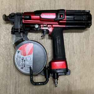 即決！マキタ 高圧ビス打ち機 41ミリ AR411HR（赤）中古品 税込　/ねじ打ち機/ねじ打機