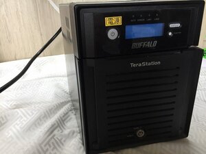 ●BUFFALO【TS-XE2.0TL/R5】容量 500GB×4 通電確認のみ 電源ケーブル付属 データ消去済み 鍵欠品[D0725W3-1F-1]