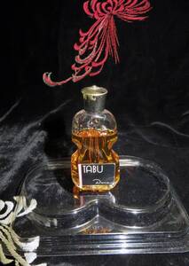 ■■即決■■EAU DE COLOGNE「TABU」ミニサイズ、７ml、希少品！