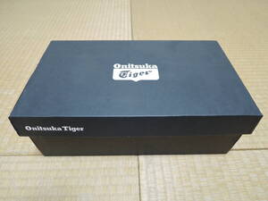 【送料無料：箱姿のまま発送】 オニツカタイガー Onitsuka Tiger 「空箱」　 SERRANO CL US : 9 1/2 27.5cm 