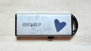 【フォーマット済み!】Buffalo バッファロー 型式・品番不明 USBメモリー 2GB