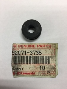 ★メーカー完売品★【 KAWASAKI 】’91～94 JF650 X-2 A型　グロメットパッド　(品番…９２０７１－３７３５)　新品未使用品　⑤246