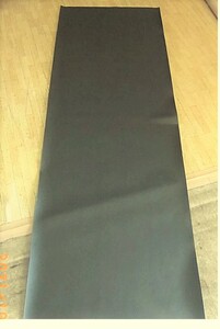 合成ビニールレザー・50cm×137㎝・色ダークグレーつや無しタイプ・１点DIY 激安処分