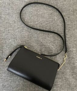 FURLA フルラ ルナ レザーショルダーバッグ 黒 ブラック