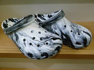 クロックス crocs　クラシック マーブル クロッグ 206867-103　White/Black　Ｍ7Ｗ9　25.0cm　新品