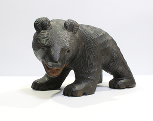 木彫り熊 北海道 民芸品/工芸品 熊の木彫り 置物 ひび割れ有り　クマ くま 木彫　熊　中古 ya0792