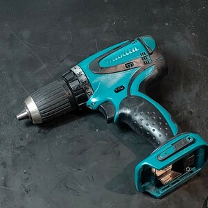 動作良好！ 中古品 マキタ makita 14.4V 充電式ドライバドリル DF440D 本体のみ コードレス ドリルドライバー