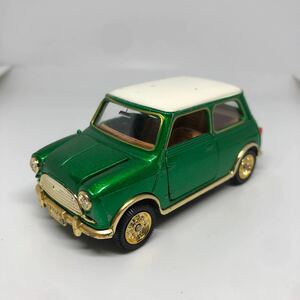 トミカ　ダンディ　日本製　1/43 モーリス　ミニクーパー　当時物　絶版