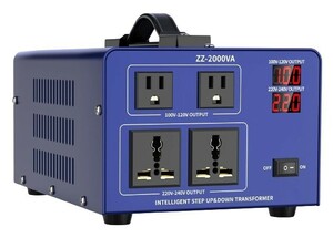 1円スタート 2000VA 変圧器 100V 220V アップ ダウン トランス 入力出力電圧自動切替 海外国内両用型 4口プラグ ブルー A08717