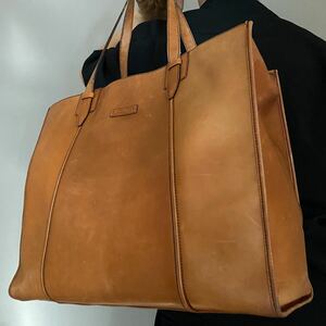 【美品/大容量】Salvatore Ferragamo フェラガモ トートバッグ メンズ ビジネス ヴィンテージ調 A4可 肩掛け レザー 本革 キャメル ロゴ 茶