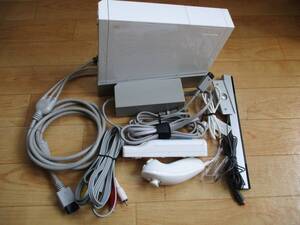 Wii　本体一式　ver.3.1J　箱付き　中古