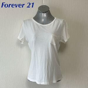 Forever 21 ホワイト 丸首 Tシャツ 胸ポケット