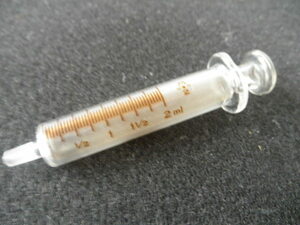 送料198円!! ガラス製 INJECTOR 注射器 2cc シリンジ 2ml 注油 メンテナンス 液体移し替え