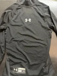 Under Armour アンダーシャツ YSM 黒