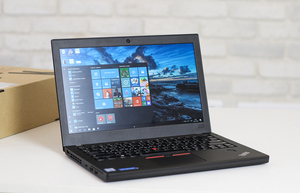 A-レベル　LenovoオフェンスノートPC　第六世代Corei5-6200U・8GB・爆速SSD256GB・WIFI・Bluetooth・Win10Pro・OFFICE2019　10191