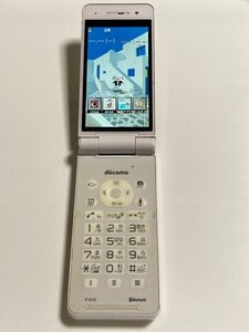 docomo ワンプッシュ ケータイ P-01G ホワイト 折り畳み　FOMA 携帯電話 3G　ガラケー　Y22