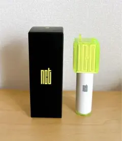 新品未使用　NCT ファンシグナルペンライトリップバーム　アモーレパシフィック