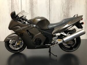 CBR 1100 xx プラモデル 1/12 バイク　オートバイ　HONDA 完成品 ホンダ タミヤ　アオシマ