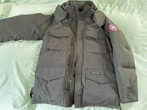 【中古良品・送料込】カナダグース｜CANADA GOOSE｜カムループス｜KAMLOOPS｜2015年モデル・日本サイズ仕様Lサイズ NAVY 4078JM