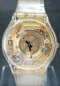 美品 SWATCH スウォッチ SKIN スキン GOLDEN JELLY SFK101 アナログ クォーツ 腕時計 オールスケルトン ラバーベルト 新品電池交換済み