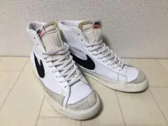 NIKE BLAZER MID 26.5cm