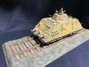 グンゼ 1/35 軌上重装甲偵察車 ドライジーネ歩兵戦闘車 塗装済 完成品