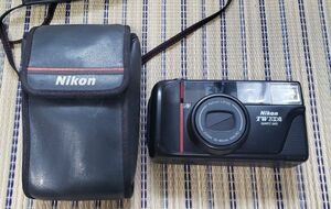 ■Nikon■TWZOOM■QUARTZ DATE◆フィルムカメラ ◆コンパクト◆35-80mm マクロ AF