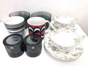 おしゃれな日常の演出に！ ブランド食器 まとめ 10点 WEDGWOOD ウェッジウッド marimekko ＆ Iittala コラボ品 廃盤品 【F1337～1354AY】