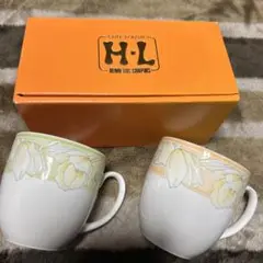 H.L. 陶器製マグカップ 2個セット【新品未使用】 花柄　コーヒーカップ