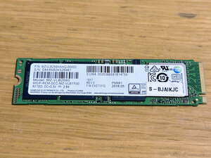 【CrystalDiskInfo調べ済　動作品　使用時間123時間　保証付】SAMSUNG SSD PM981 256GB MZ-VLB2560 M.2 NVMe PCI-e 2280