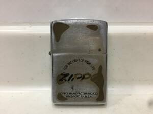 Zippo　ジッポー ロゴ　1982年製　ヴィンテージ　　　T30　　　　KJ1