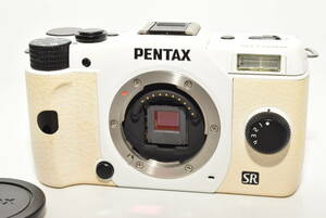 【1719ショットのレア品】 PENTAX ミラーレス一眼 Q10 ボディ ホワイト/ホワイト014 Q10 BODY WH/WH 014 12230　#6242