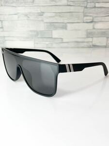 BLENDERS EYEWEAR CUSTOM INFINITY SUNGLASSES ブレンダー マットブラック 偏光 サングラス 良品